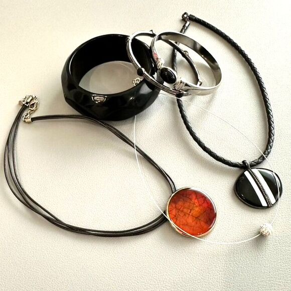 MONET Jewelry Lot bundle - Necklace Bangle Bracelet - Picture 2 of 8